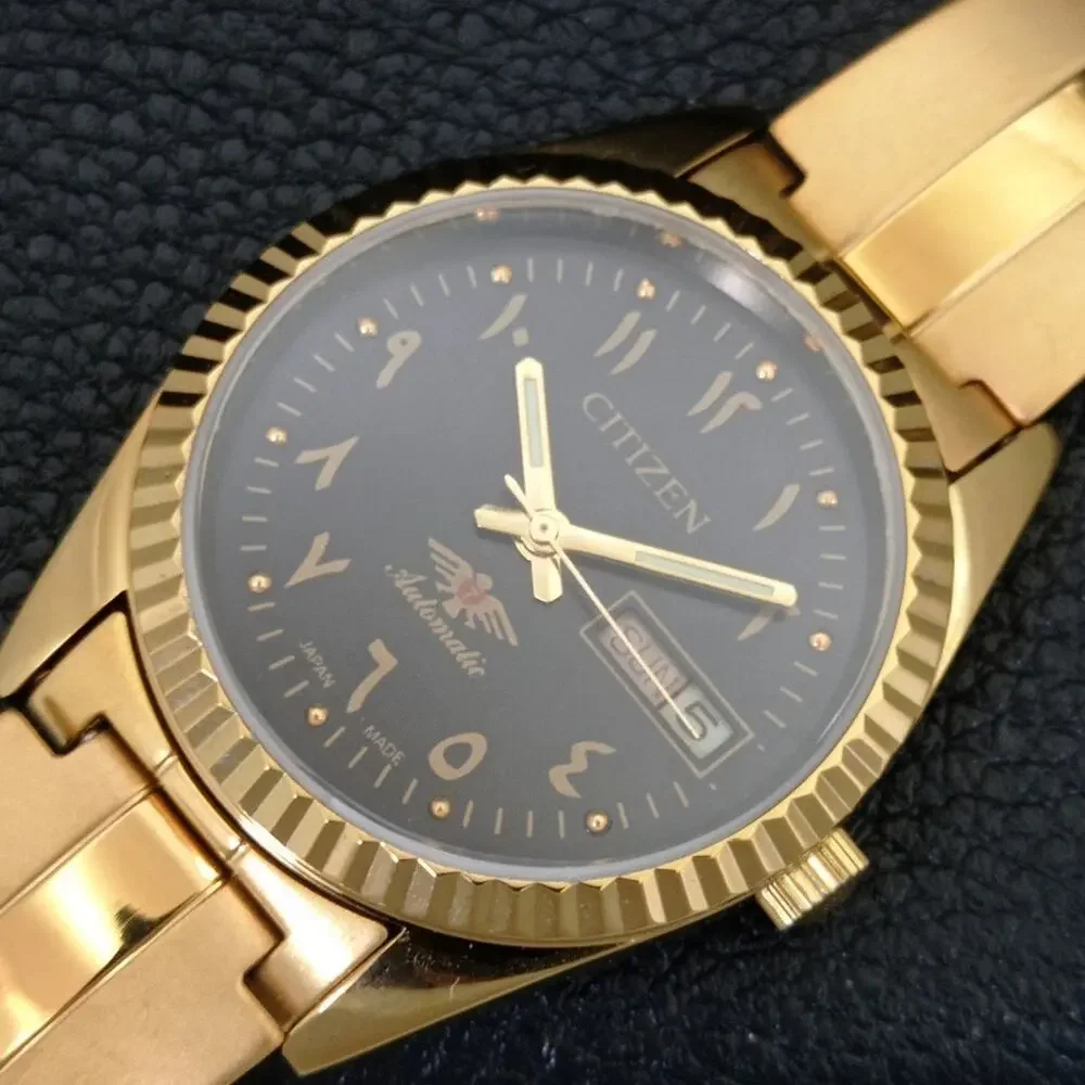Vintage 1970 Citizen Automatic Mens Gold Watch W/daydate & Black accents